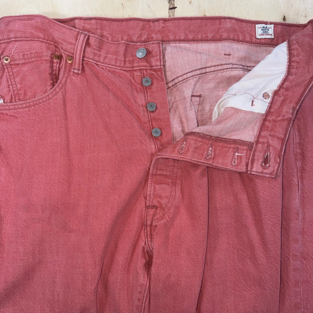 Levis 501 Original White Oak Cone Denim Jeans Red W40 L32 Mens Straight Leg - Picture 4 of 6